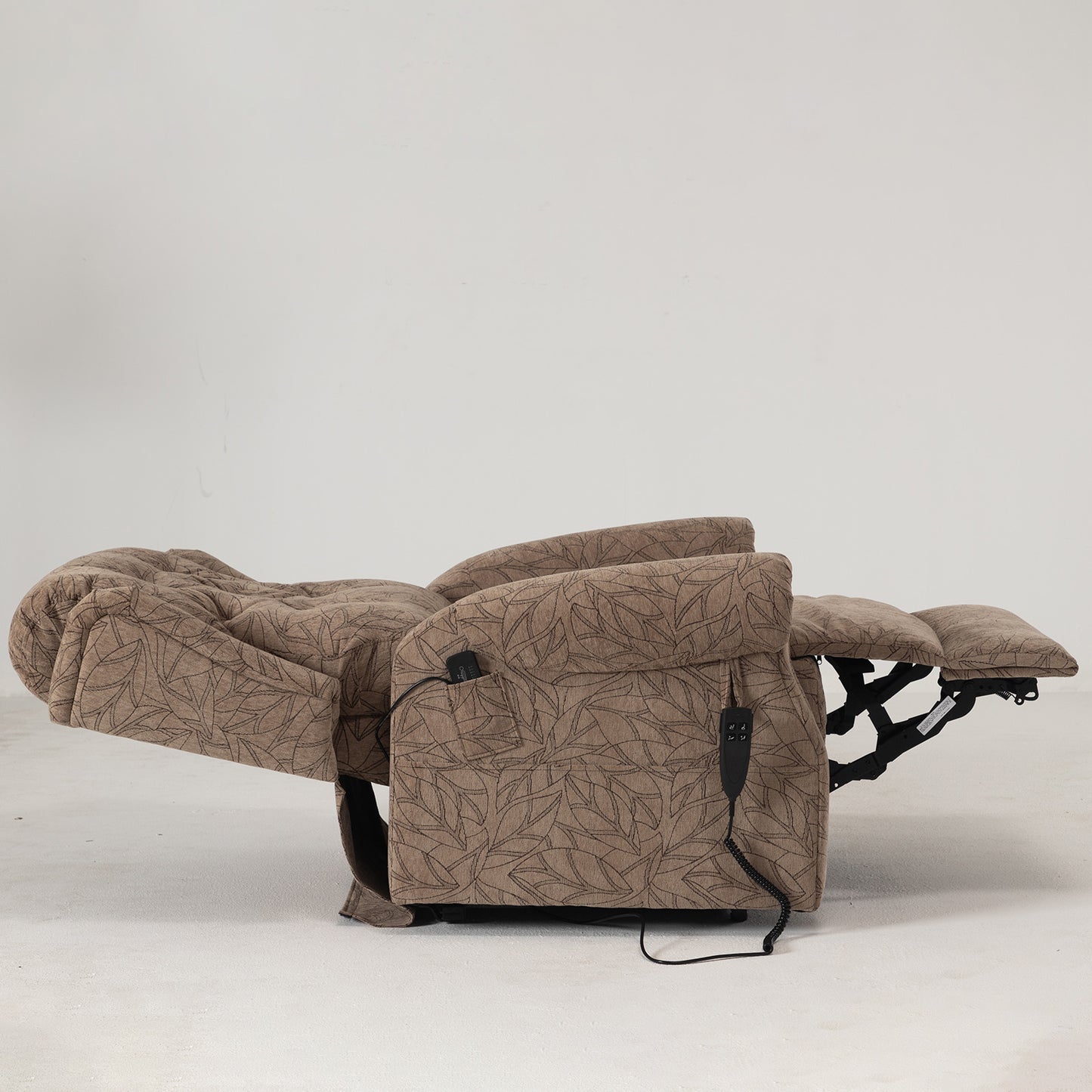 Lay Flat Power Recliner With Heat And Massage(Infinite Positions)