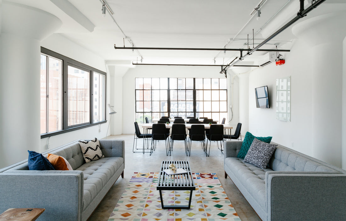 Furnishing tips for small room and narrow space.