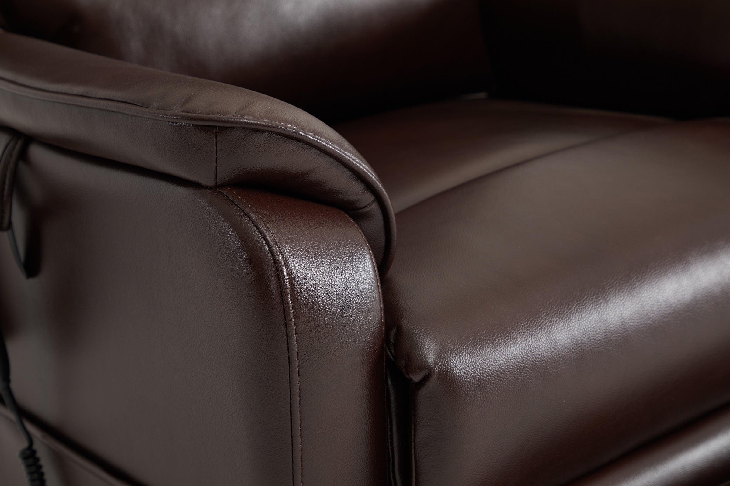 Power Lift Recliner For Tall Man With Extended Footrest Heat & Massage