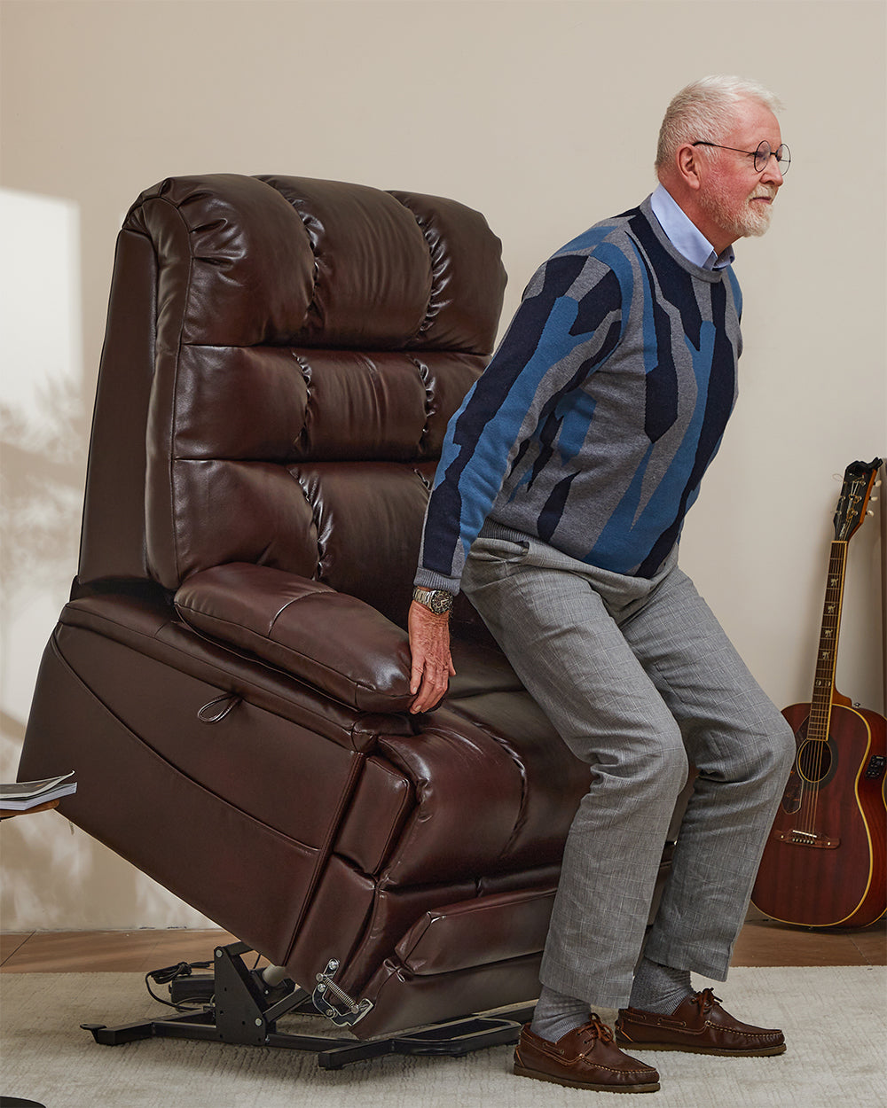 Rise smoothly, sit down safely. The power lift assist gently tilts the chair forward, providing effortless support to stand or sit—ideal for mobility challenges or post-surgery recovery.
