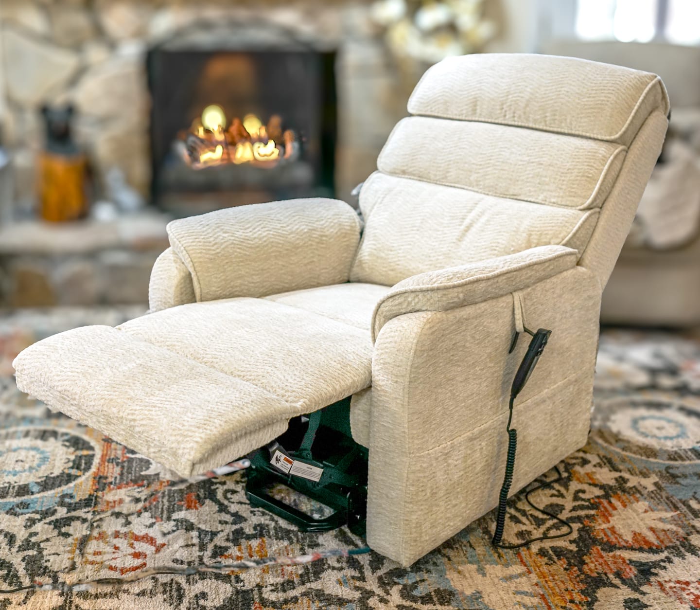 Lay Flat Lift Chair With Heat&Massage And Infinite Positions